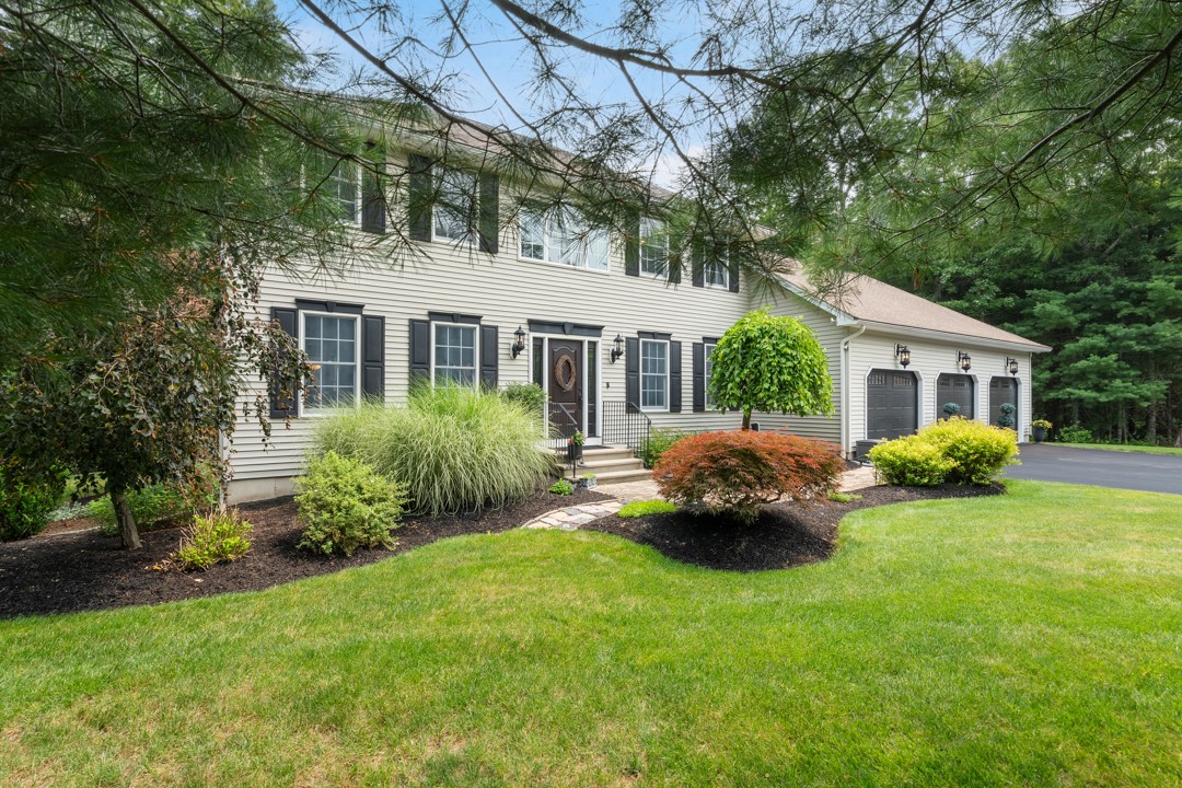 8 Aster Lane