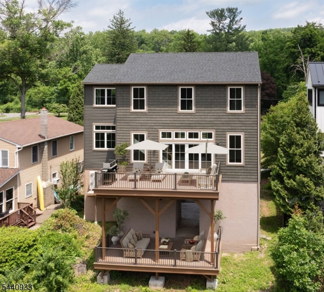 159 Byram Ln