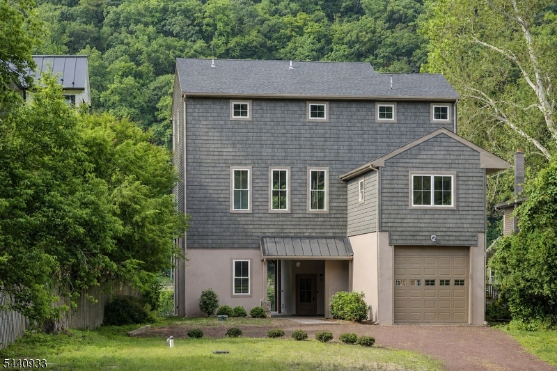 159 Byram Ln