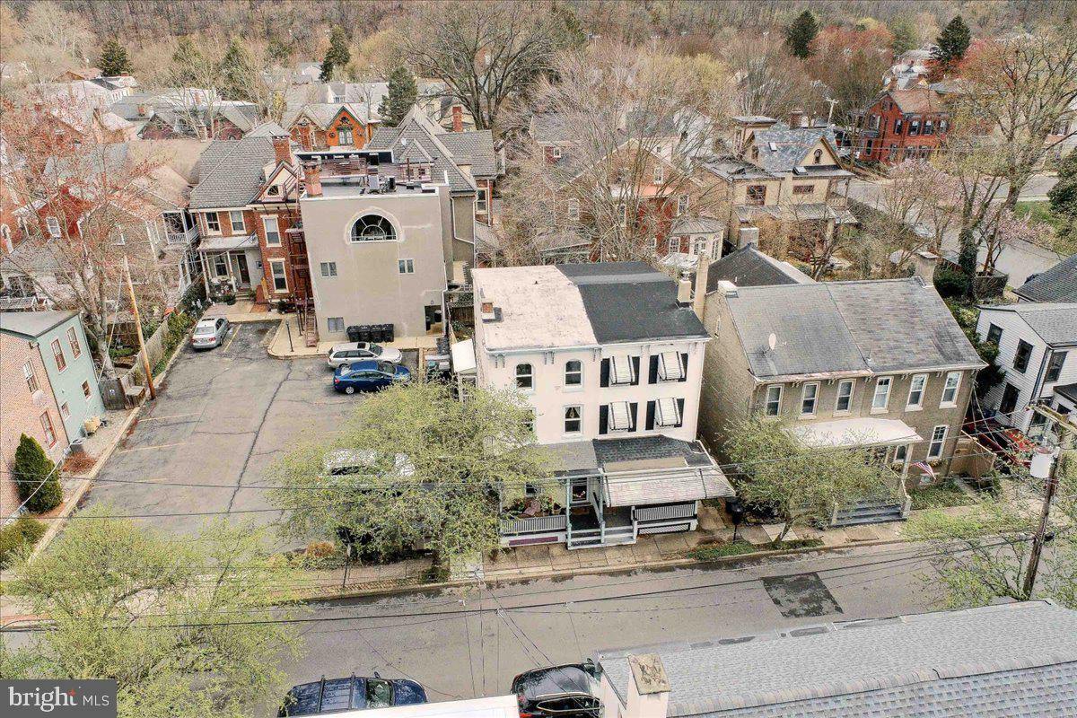 84 Clinton St