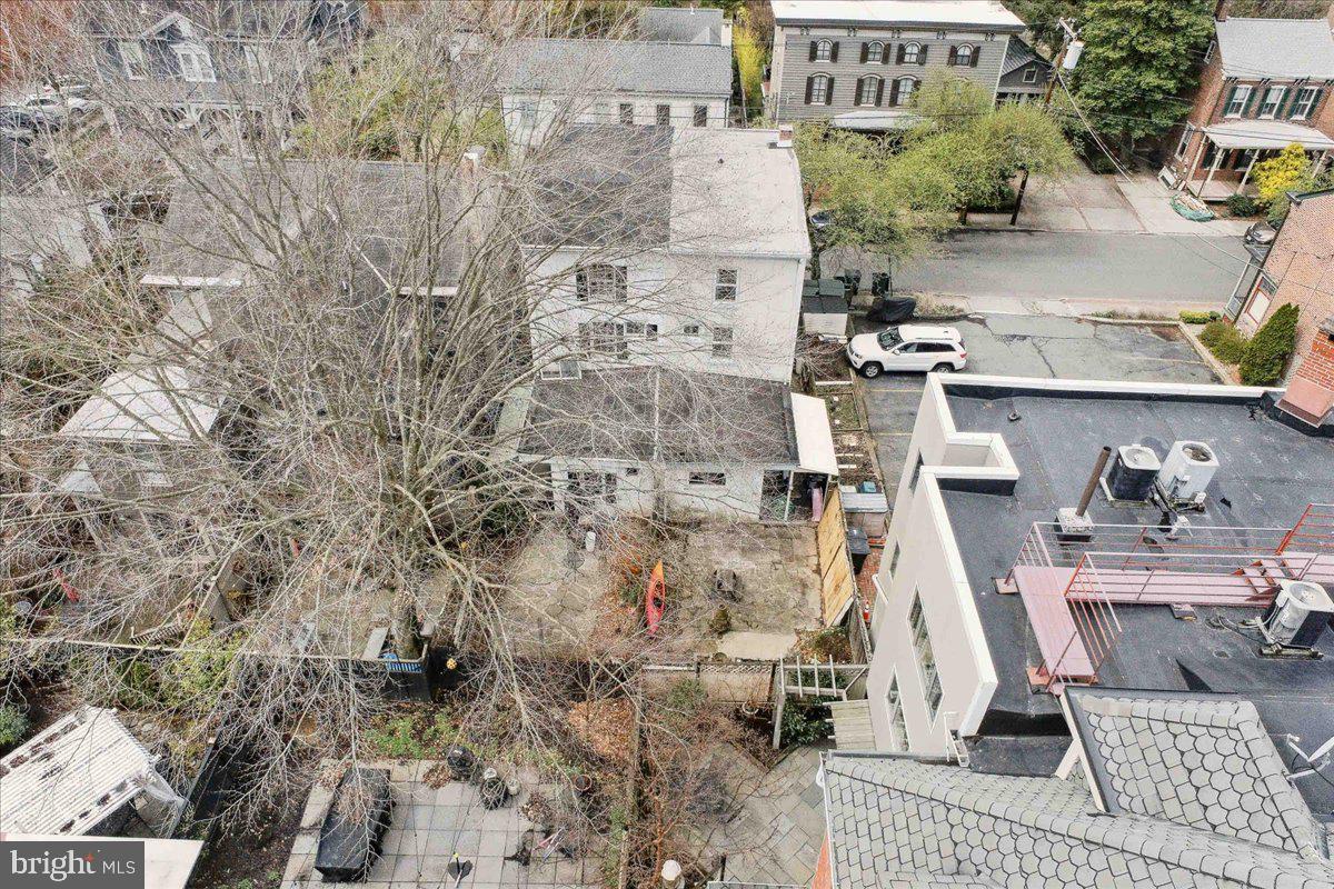 84 Clinton St