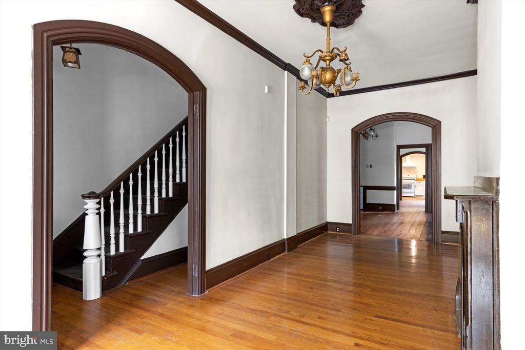 51 CORYELL ST