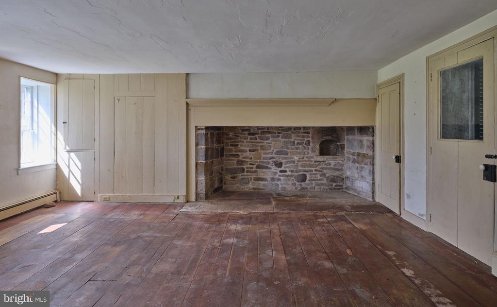 119 RAVEN ROCK ROAD