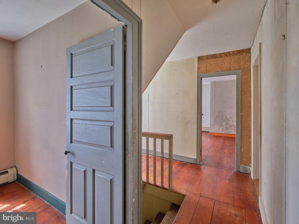119 RAVEN ROCK ROAD