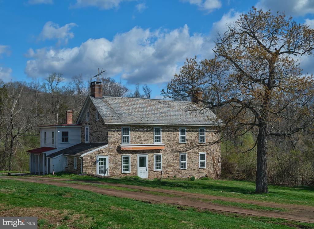119 RAVEN ROCK ROAD