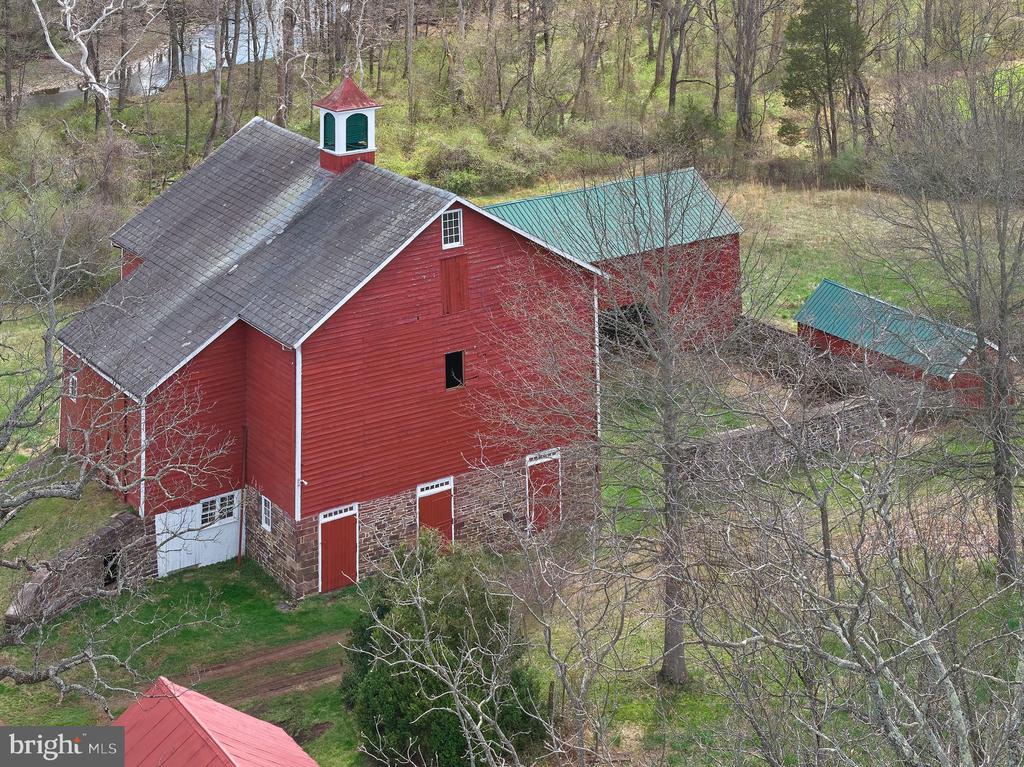 119 RAVEN ROCK ROAD