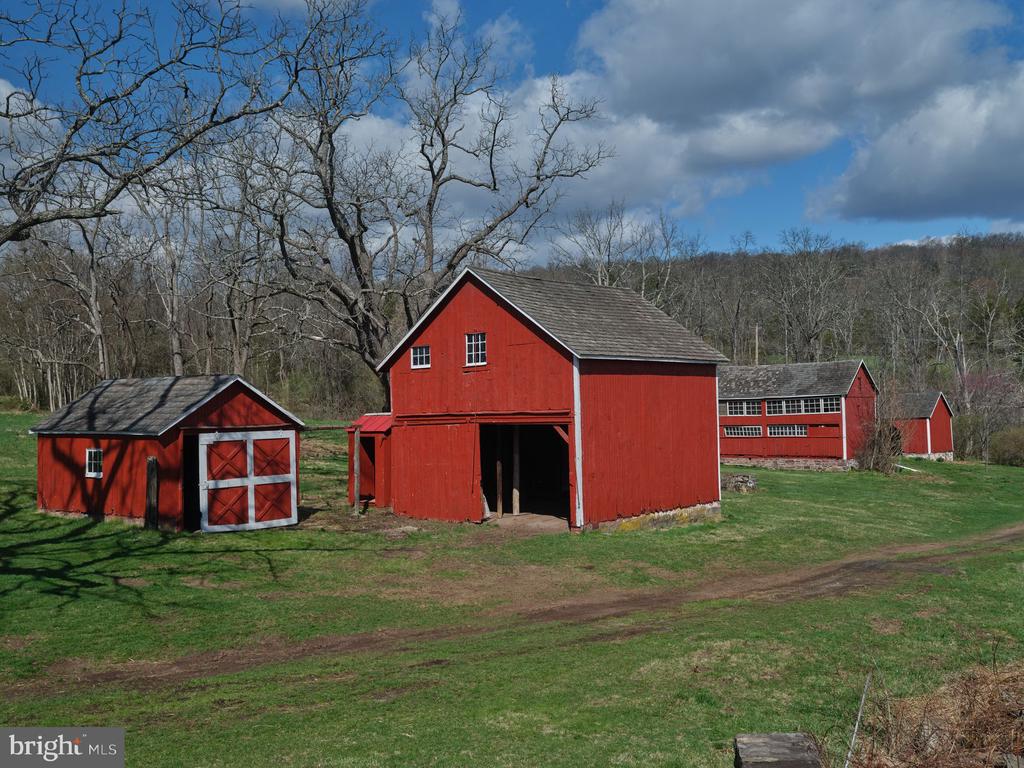119 RAVEN ROCK ROAD