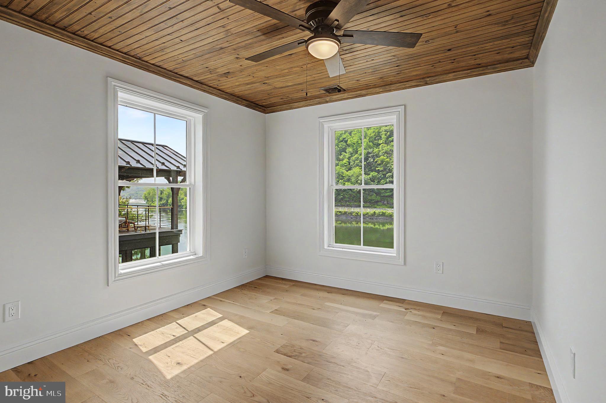 159 BYRAM LANE