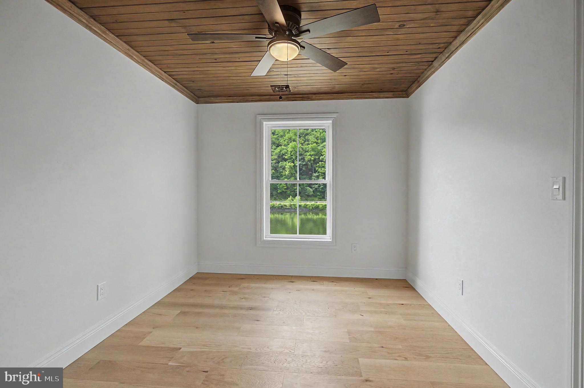 159 BYRAM LANE