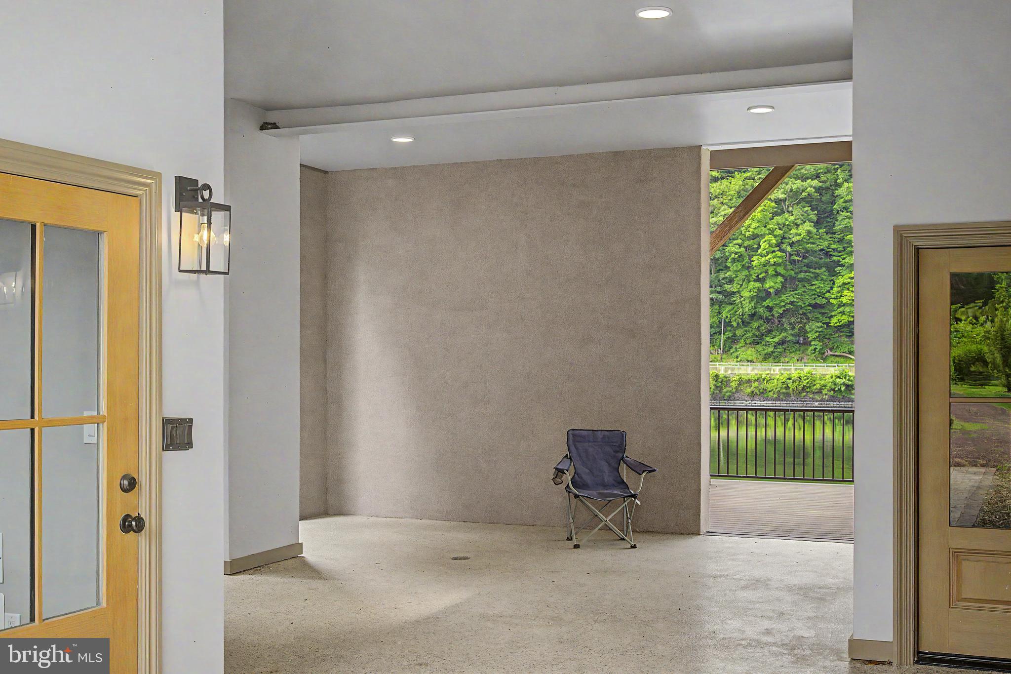 159 BYRAM LANE
