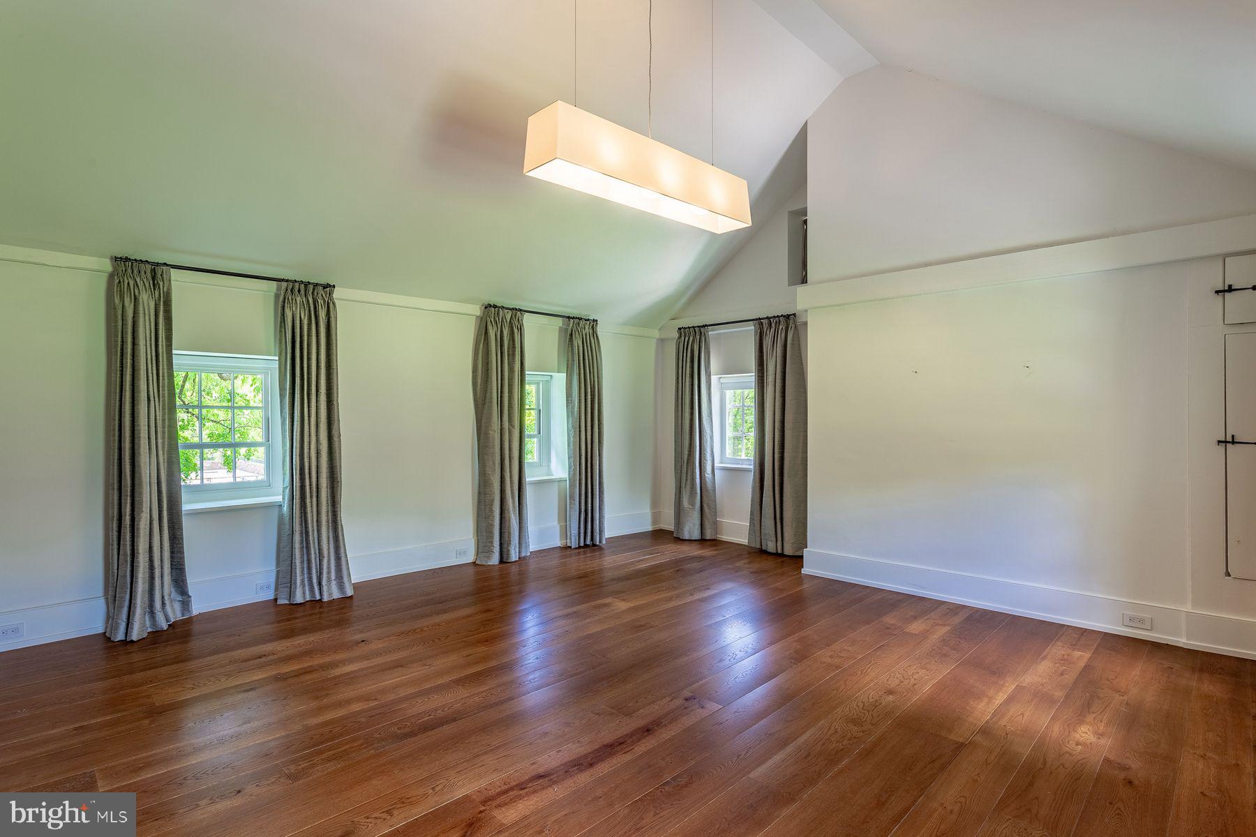 6550 Meetinghouse Rd