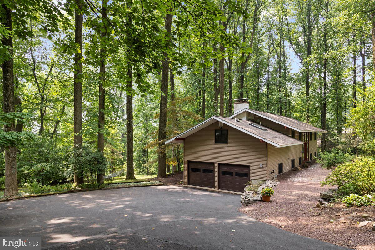 26 Solebury Mountain Rd