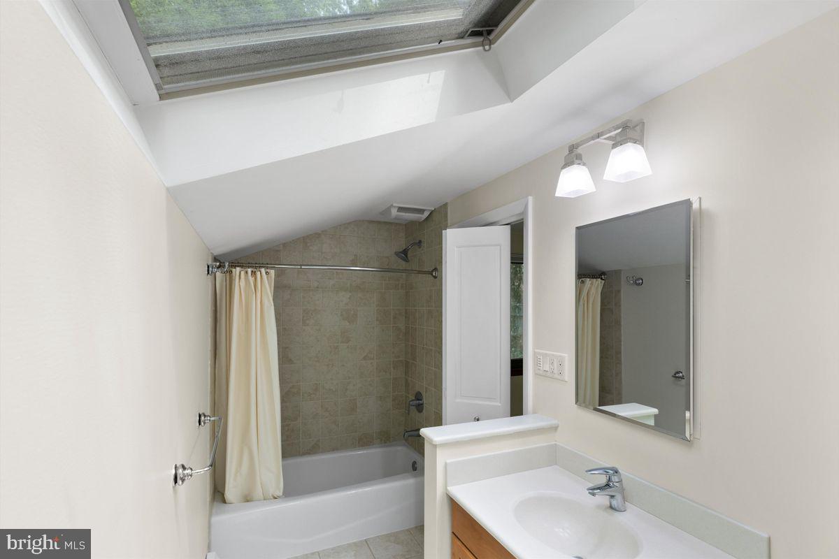 26 Solebury Mountain Rd