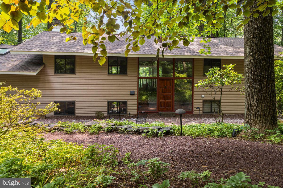 26 Solebury Mountain Rd