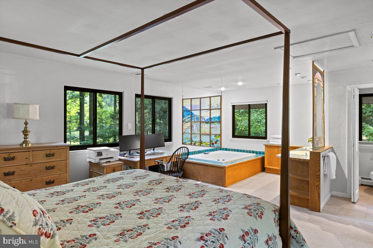 26 Solebury Mountain Rd