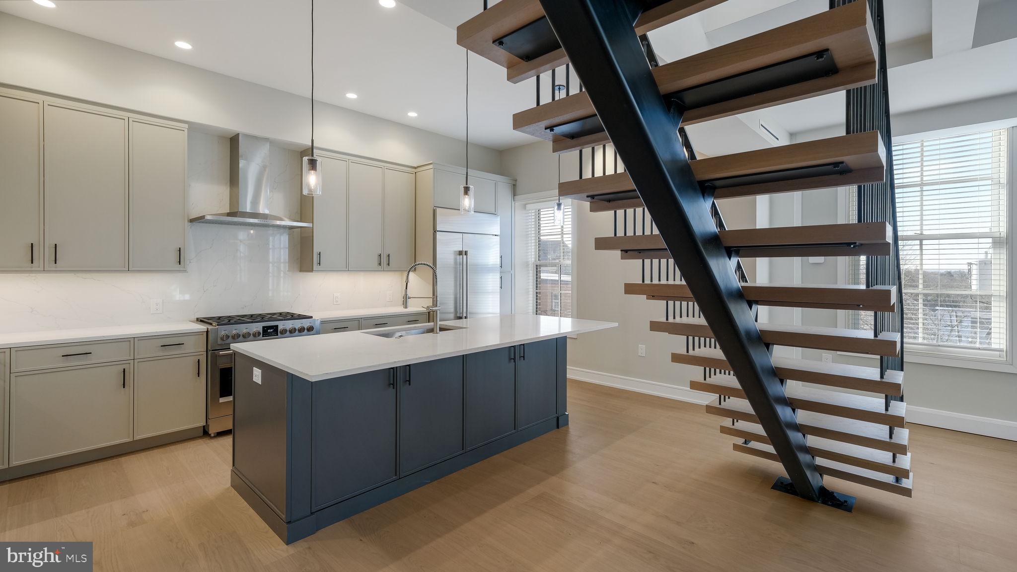 50 N MAIN ST #3RD FLOOR, CENTER Unit: 3RD FLOOR, CENTER,