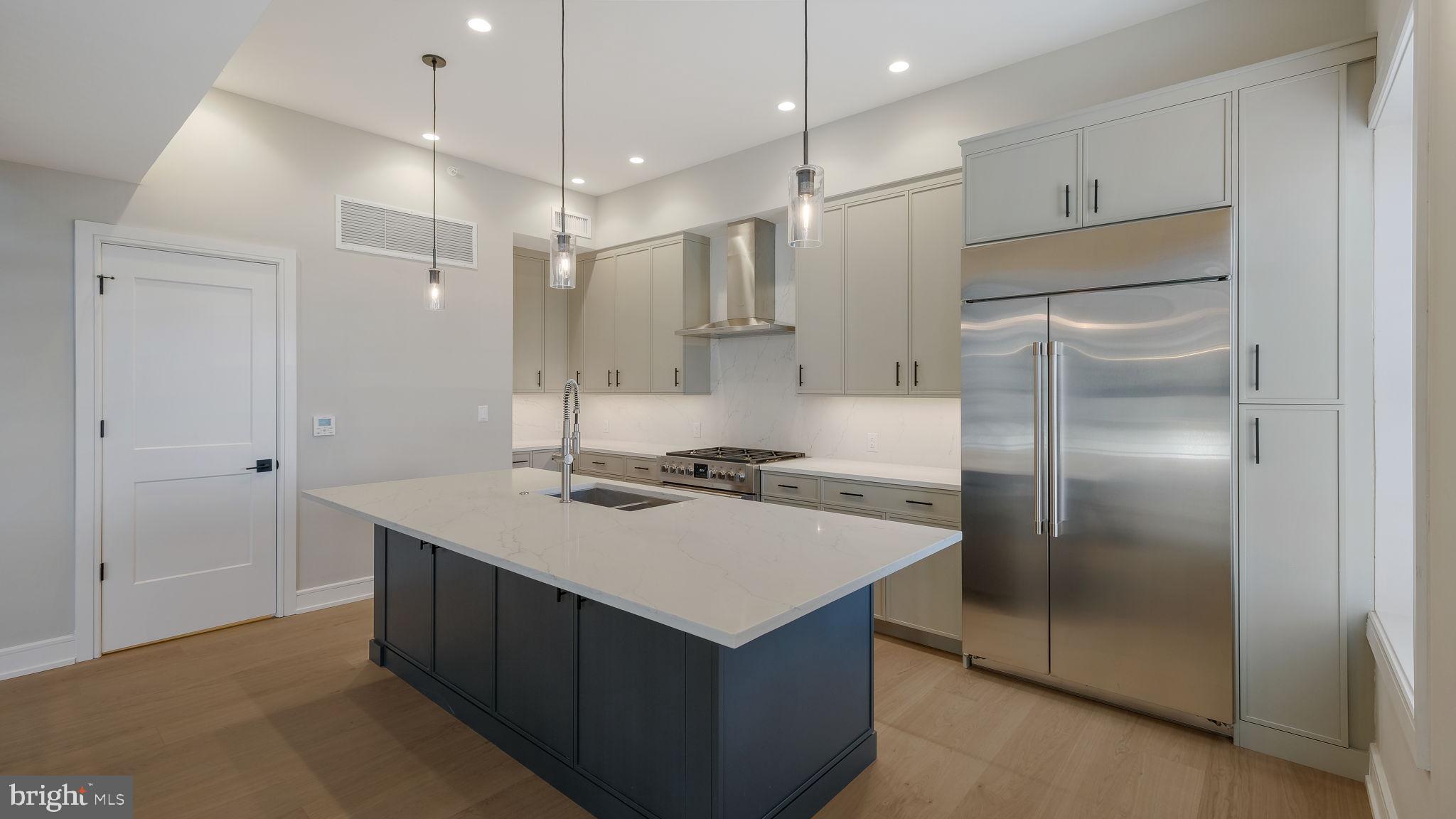 50 N MAIN ST #3RD FLOOR, CENTER Unit: 3RD FLOOR, CENTER,