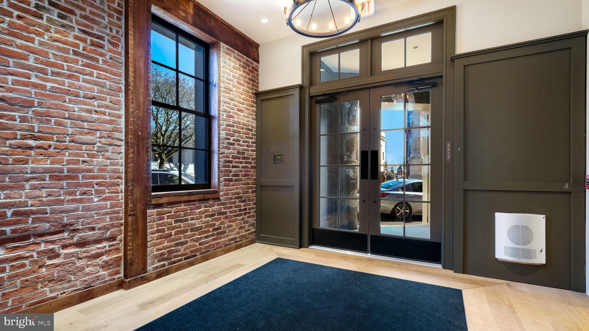 50 N MAIN ST #3RD FLOOR, CENTER Unit: 3RD FLOOR, CENTER,
