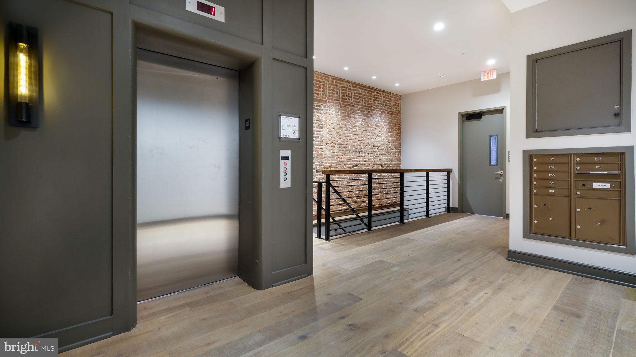 50 N MAIN ST #3RD FLOOR, CENTER Unit: 3RD FLOOR, CENTER,