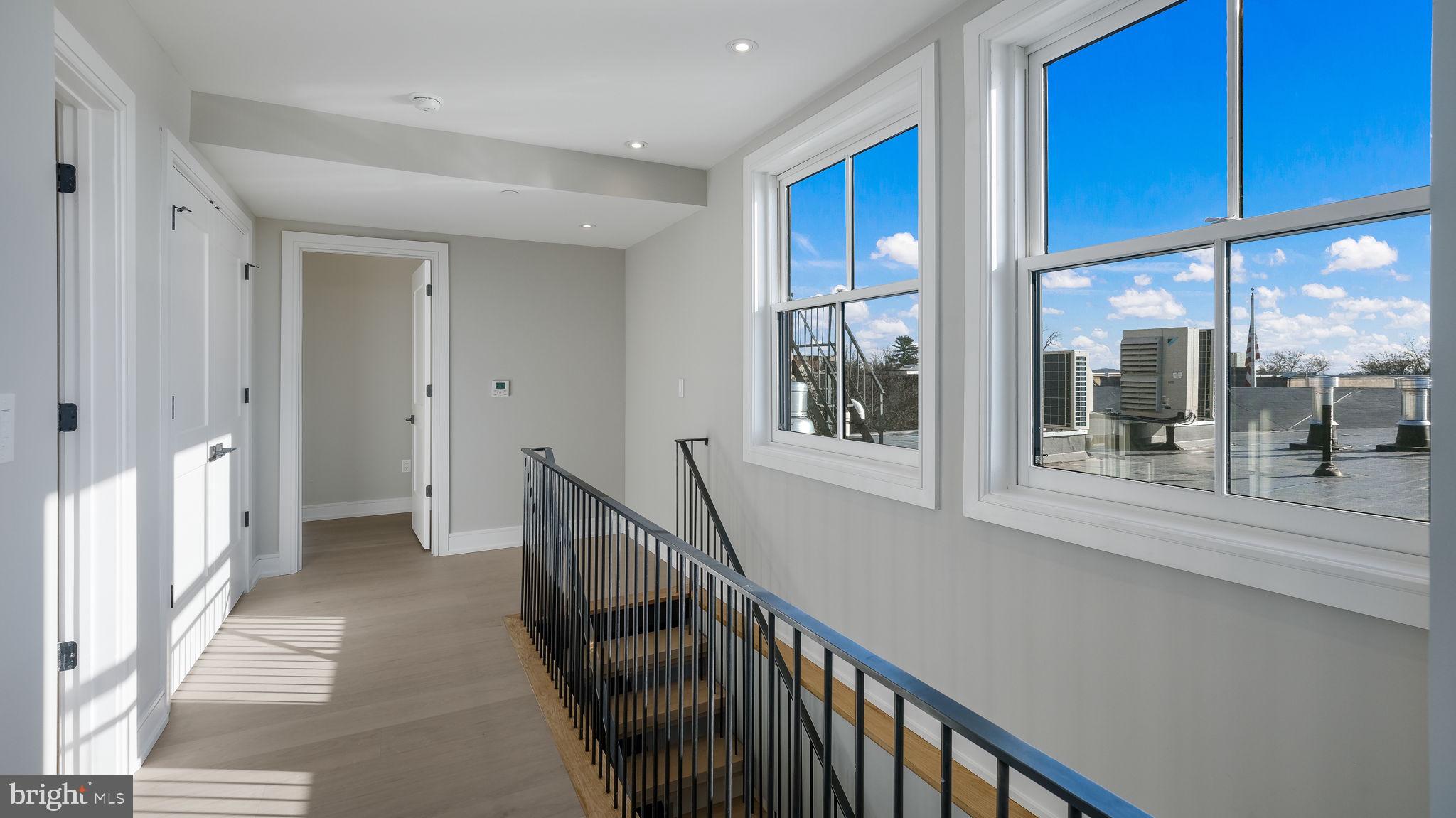 50 N MAIN ST #3RD FLOOR, CENTER Unit: 3RD FLOOR, CENTER,