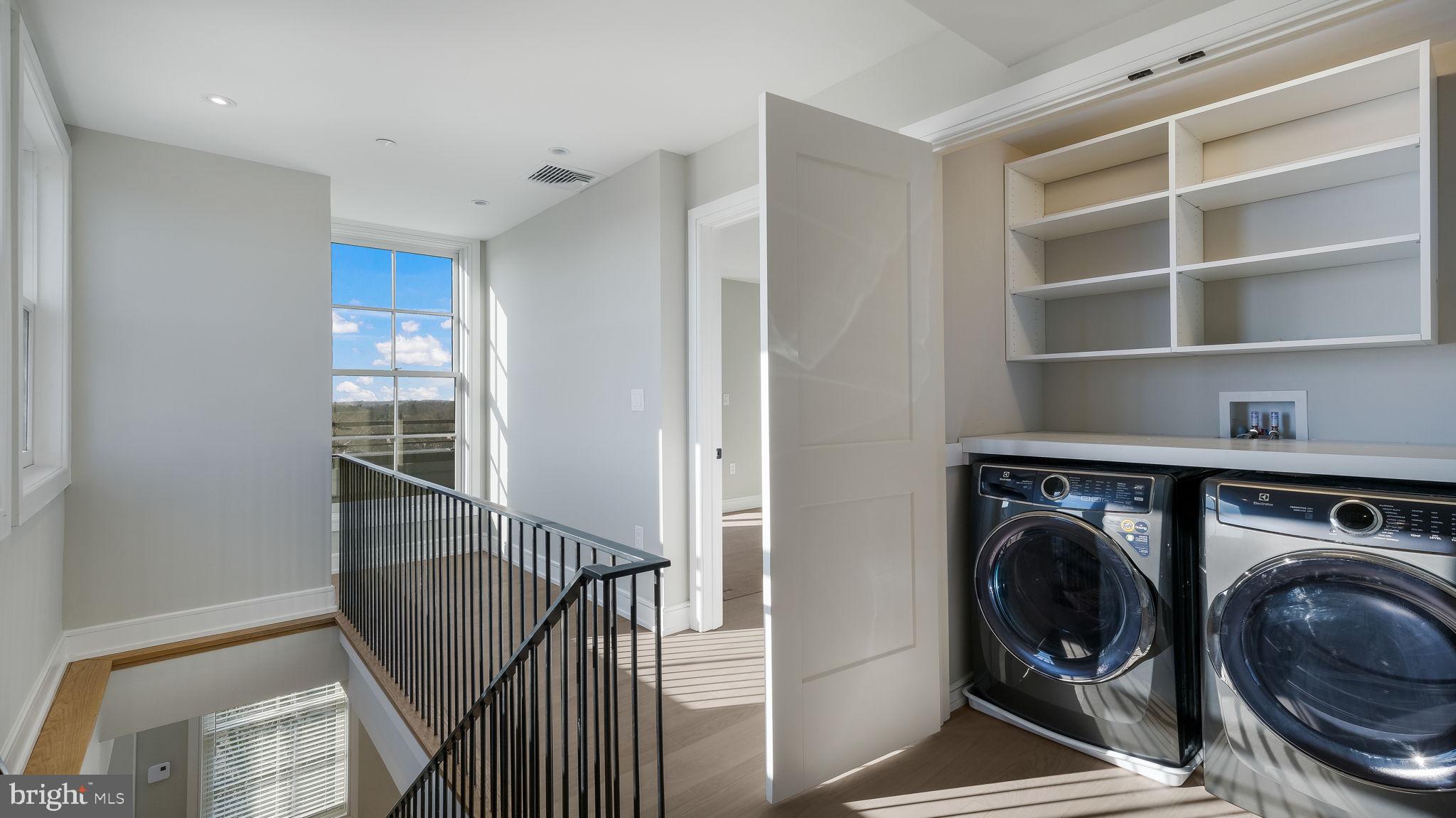 50 N MAIN ST #3RD FLOOR, CENTER Unit: 3RD FLOOR, CENTER,