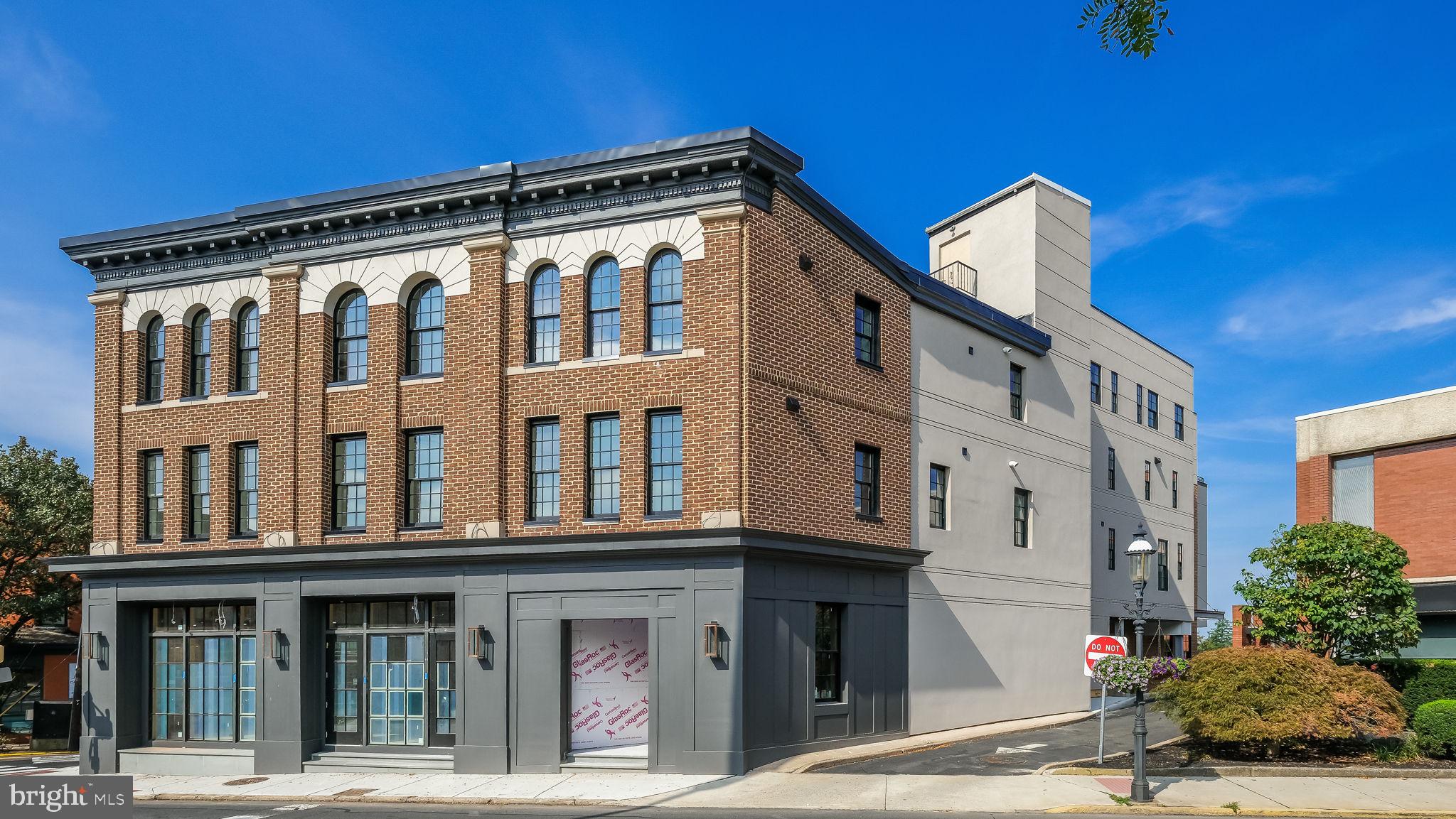 50 N MAIN ST #3RD FLOOR, CENTER Unit: 3RD FLOOR, CENTER,