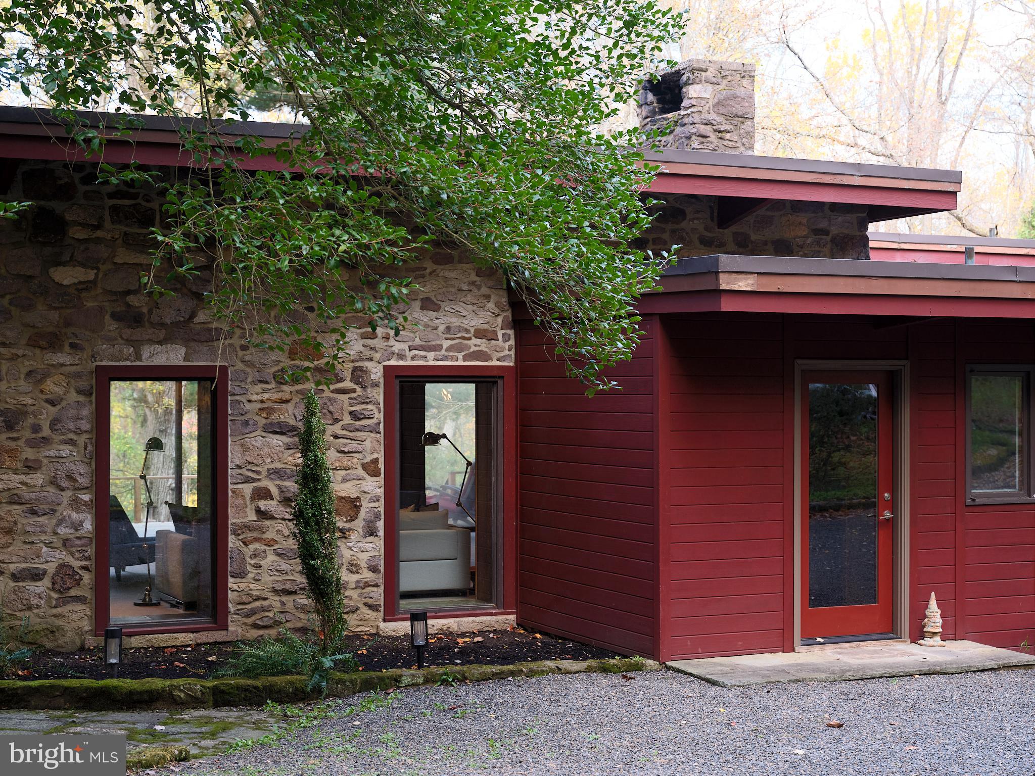 1265 Eagle Rd