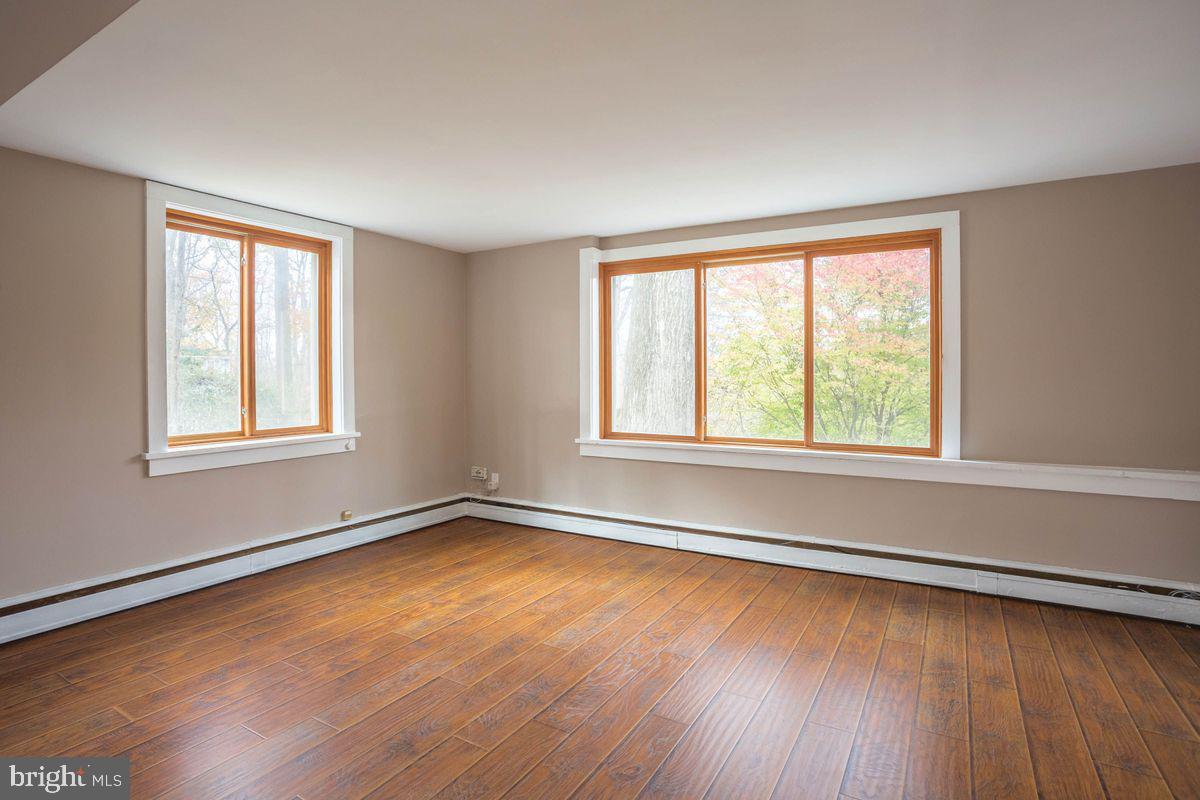 11 Solebury Mountain Rd