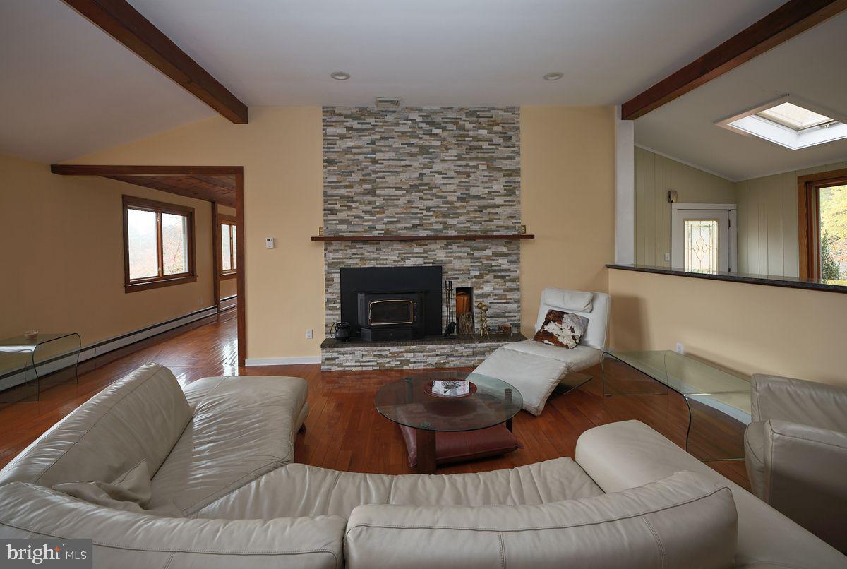 11 Solebury Mountain Rd