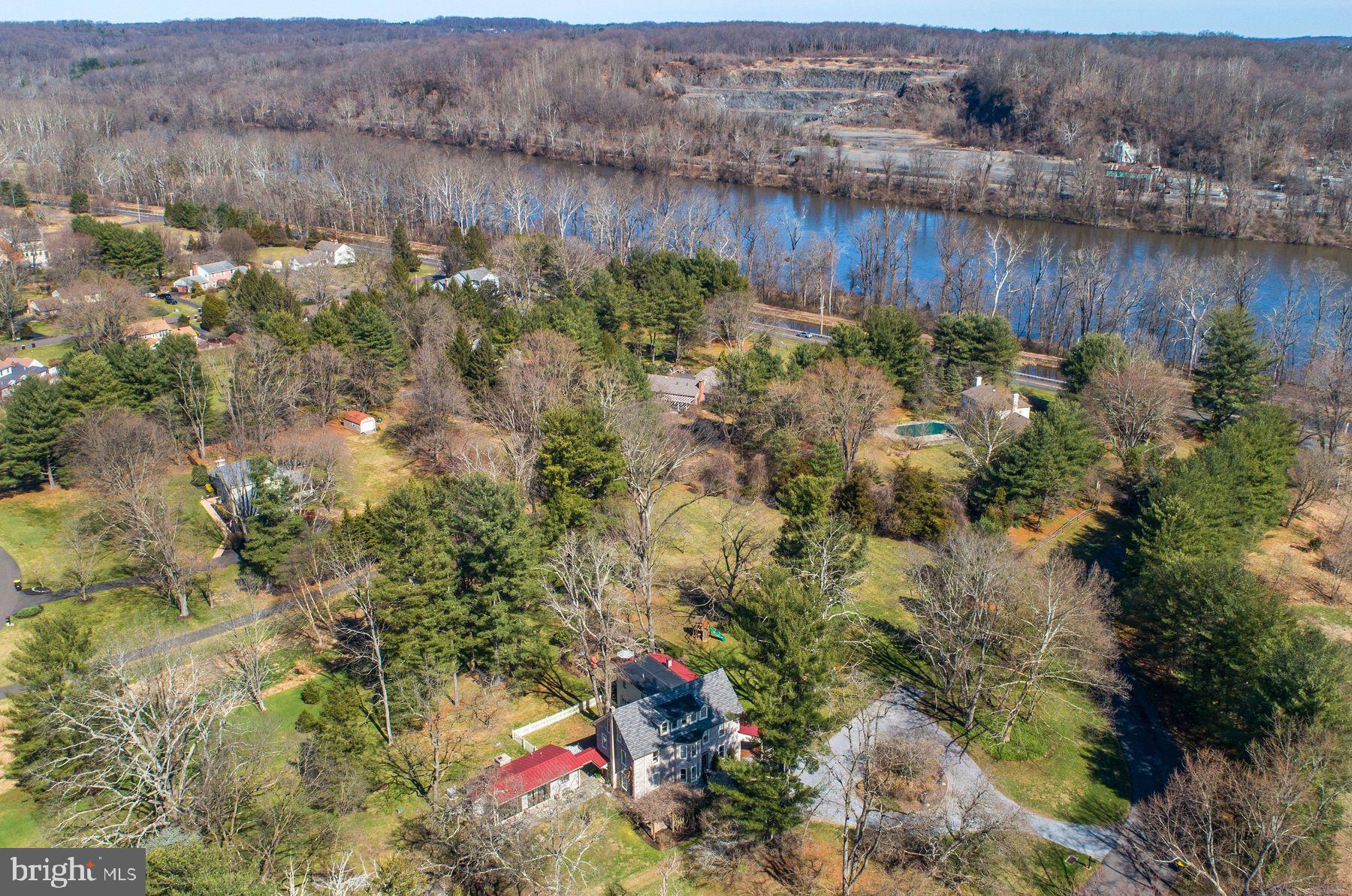 4 Old Mill Ln