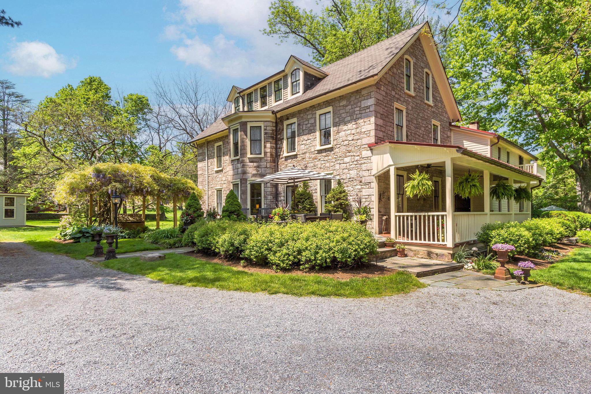 4 Old Mill Ln