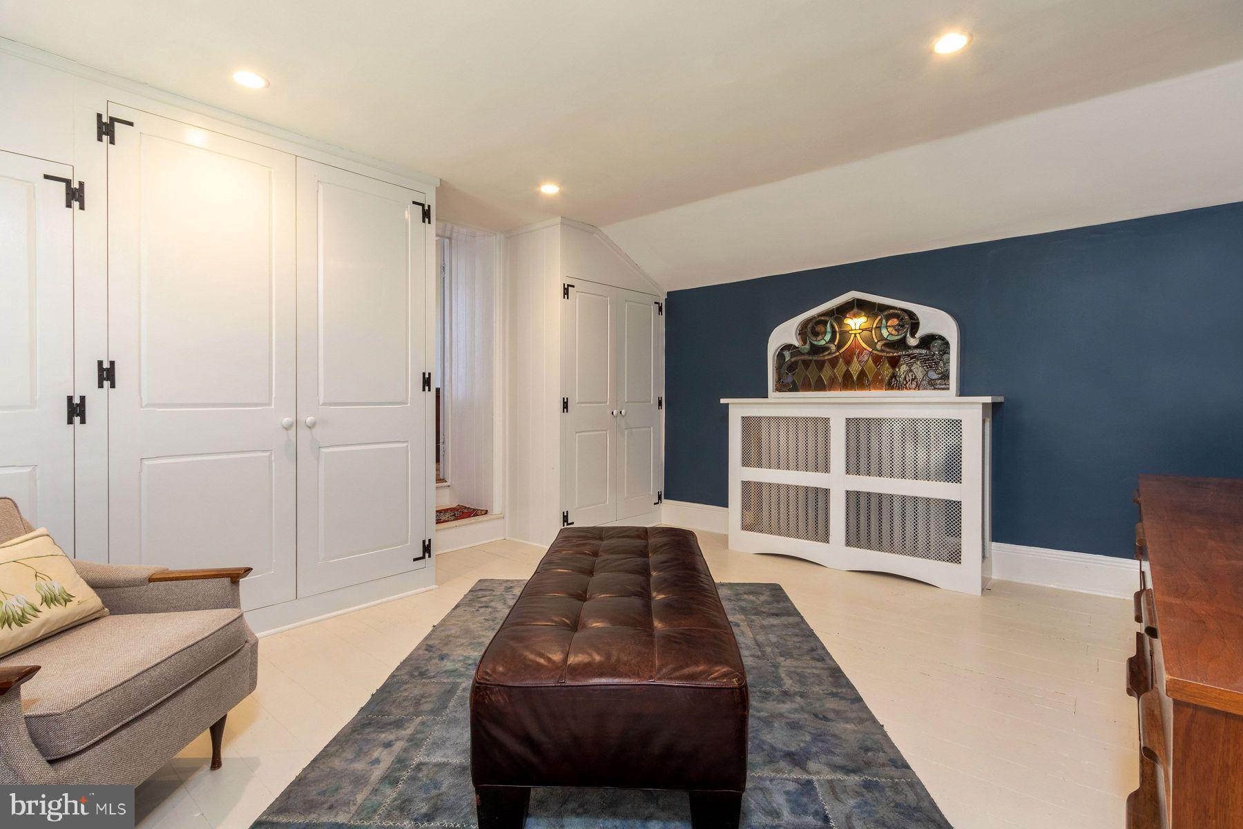 4 Old Mill Ln