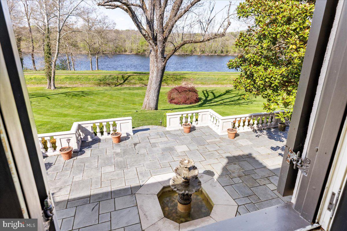 3052 River Road