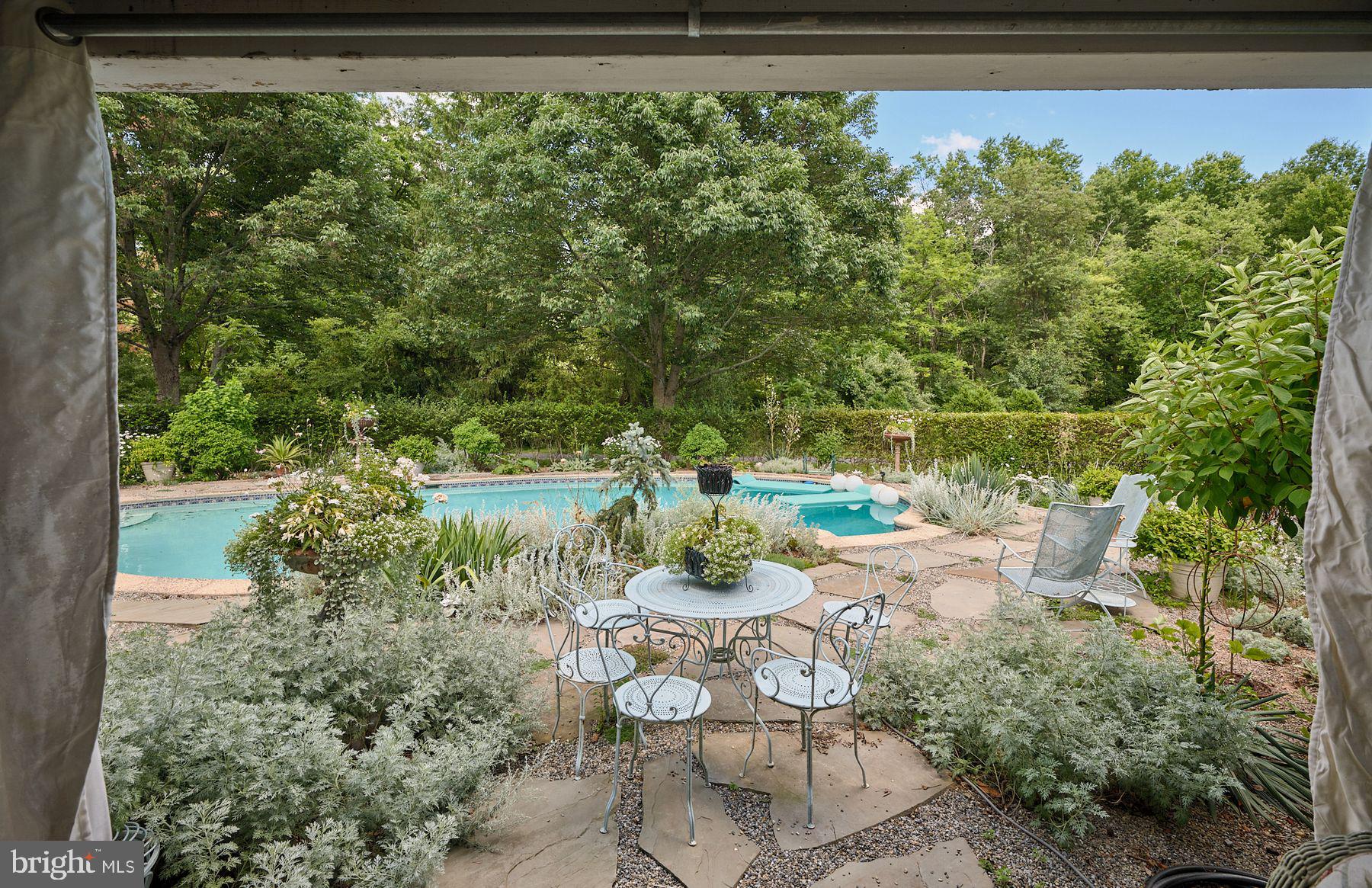 4897 Landisville Rd