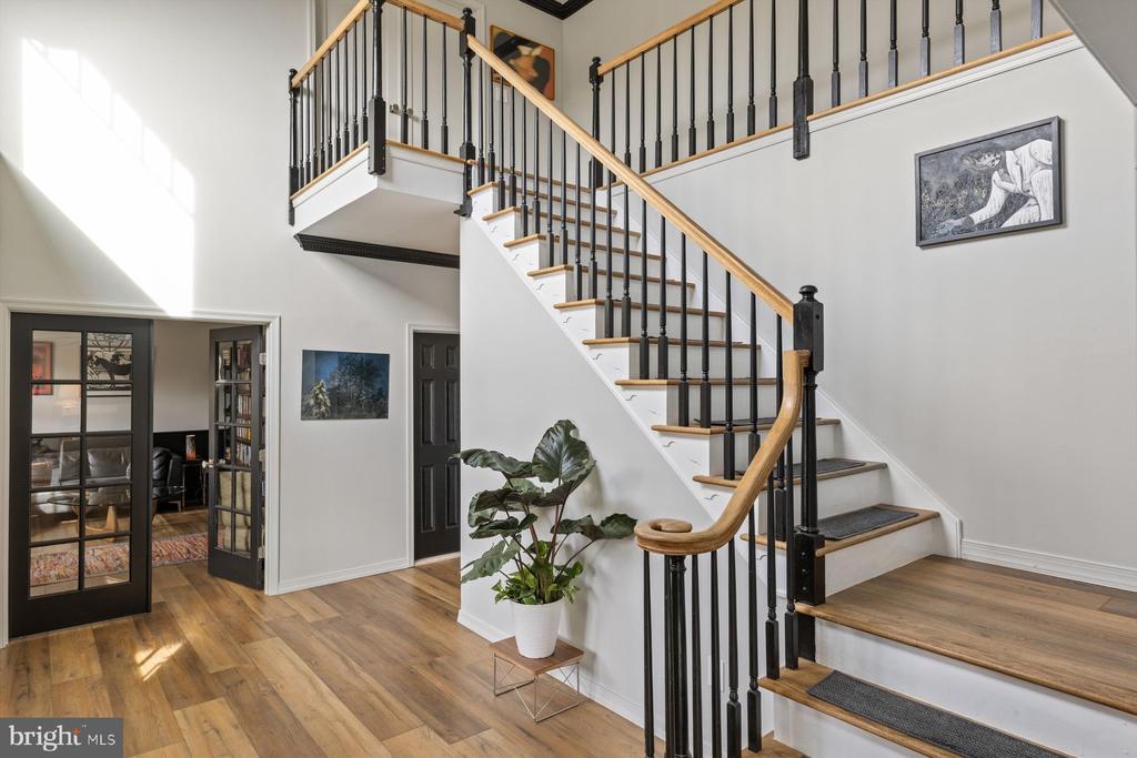 28 Towpath Way