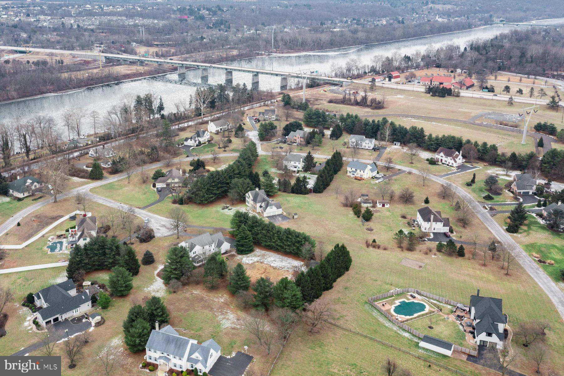 28 Towpath Way