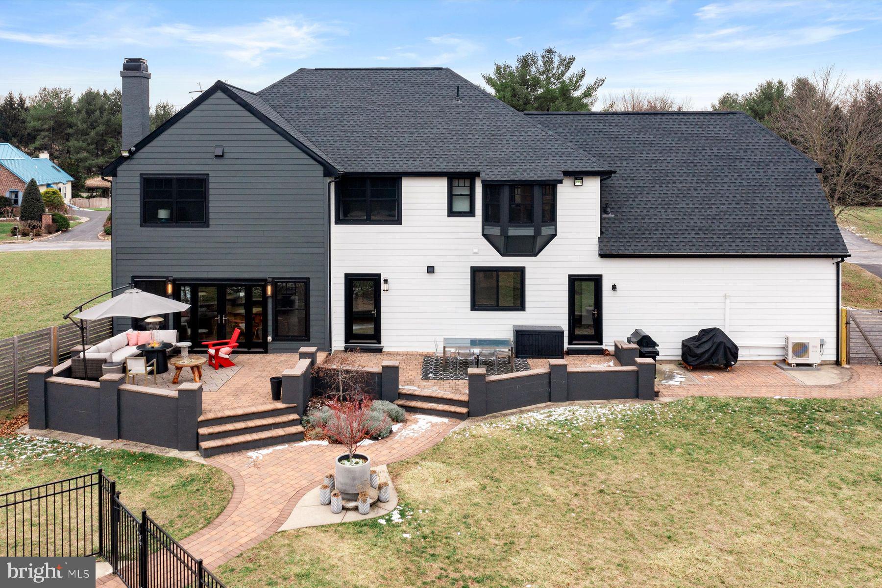 28 Towpath Way