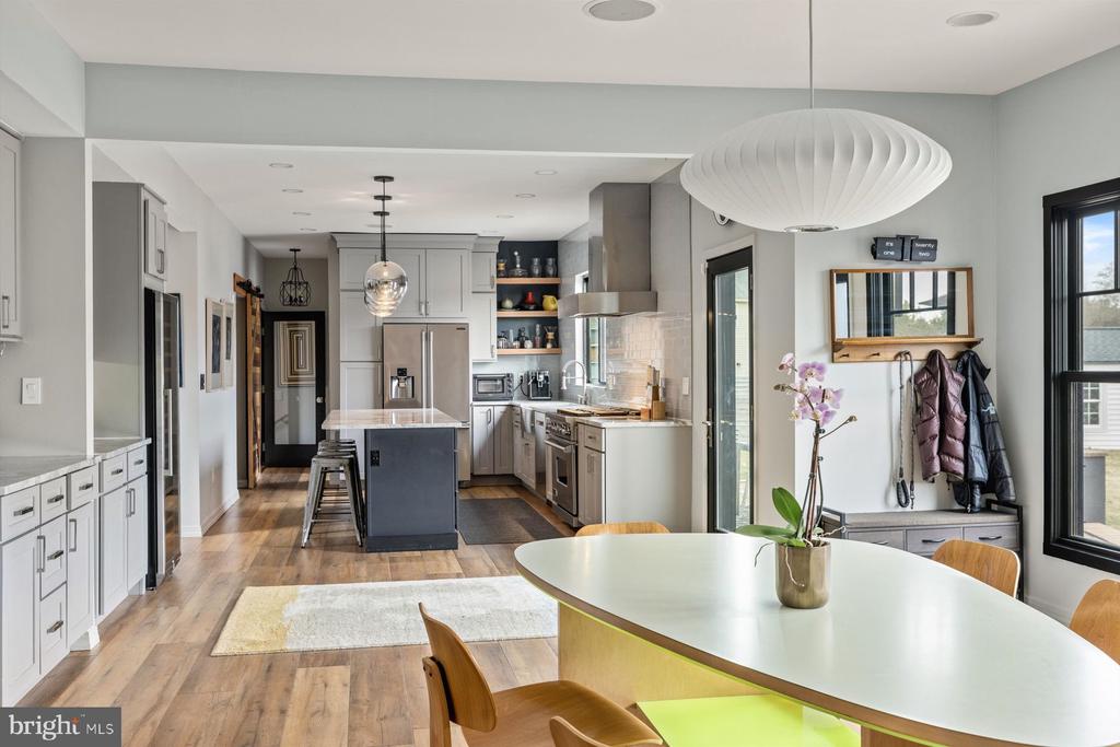 28 Towpath Way