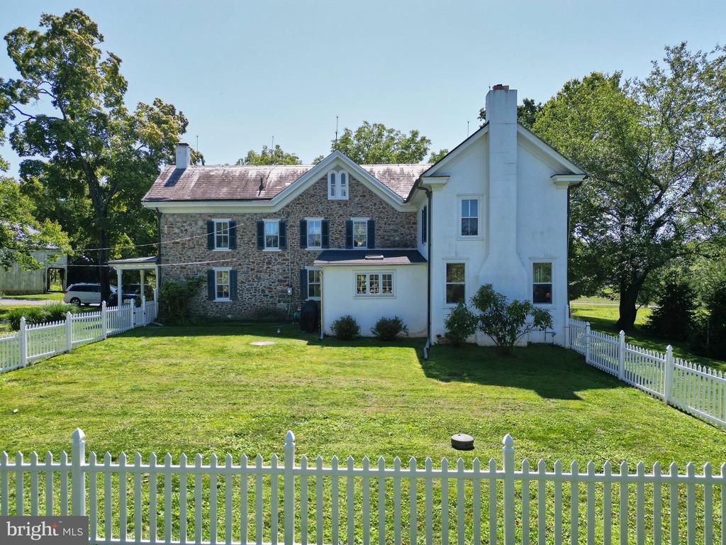 440 LURGAN RD