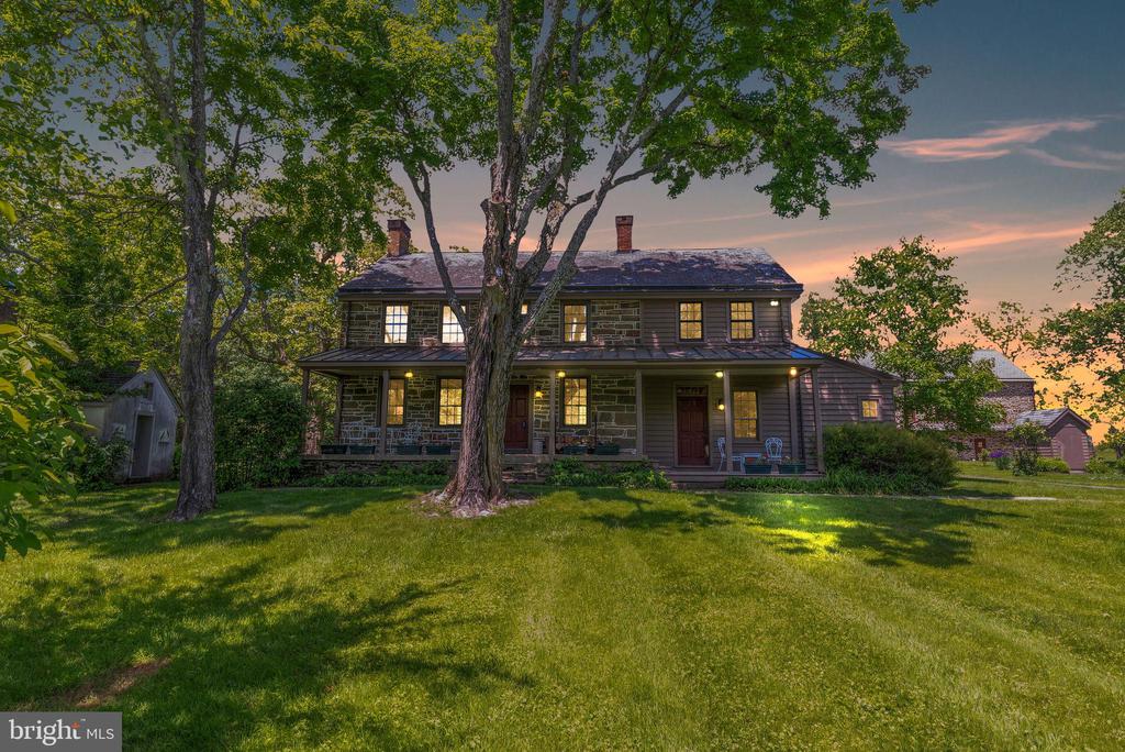 82 Tory Rd