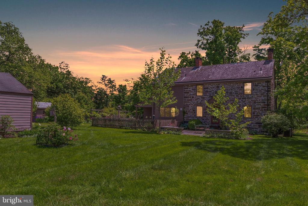 82 Tory Rd