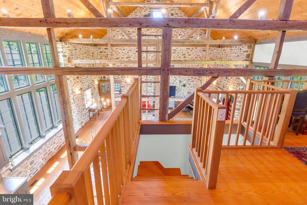 82 Tory Rd