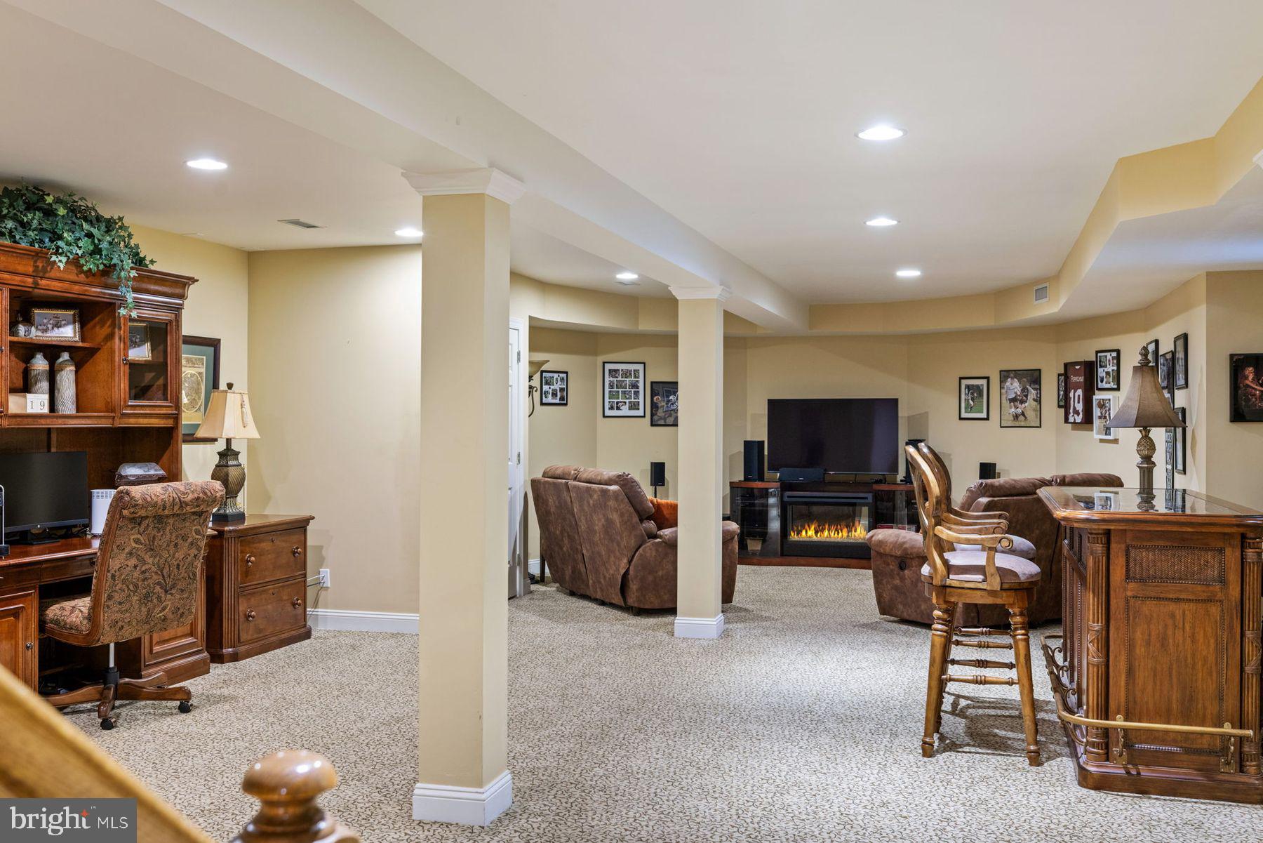 3688 Sablewood Dr
