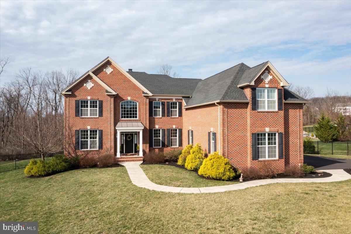 1039 Azlen Ln