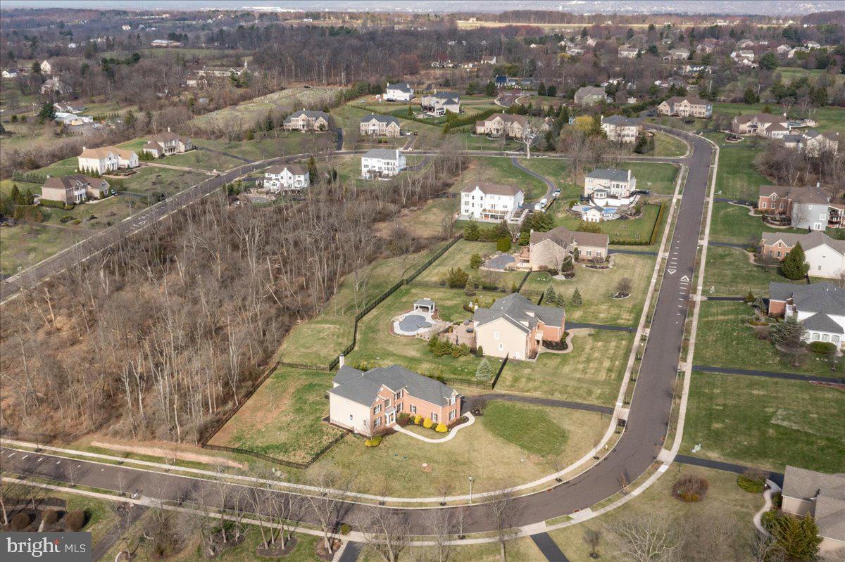 1039 Azlen Ln