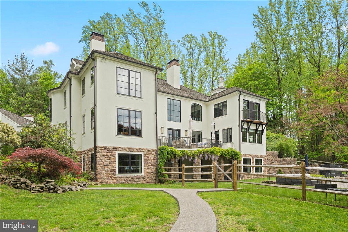 6450 Old Carversville Rd