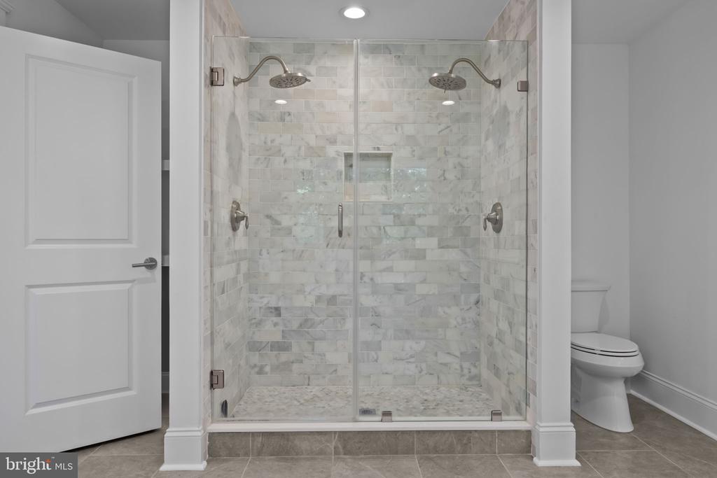 4245 MECHANICSVILLE ROAD