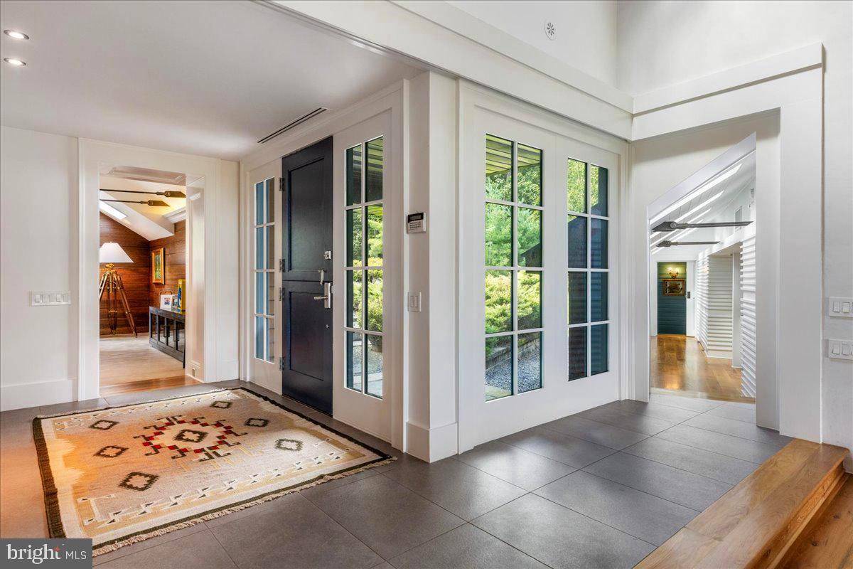 1711 SWEETBRIAR ROAD