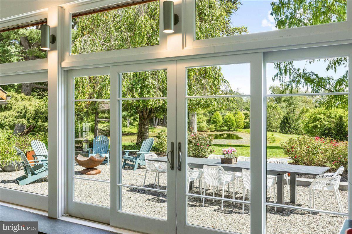 1711 SWEETBRIAR ROAD