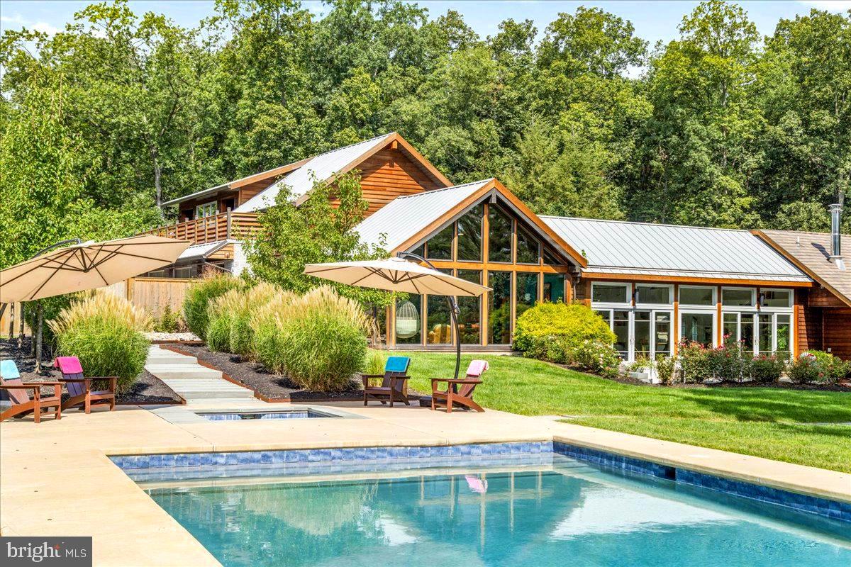 1711 SWEETBRIAR ROAD